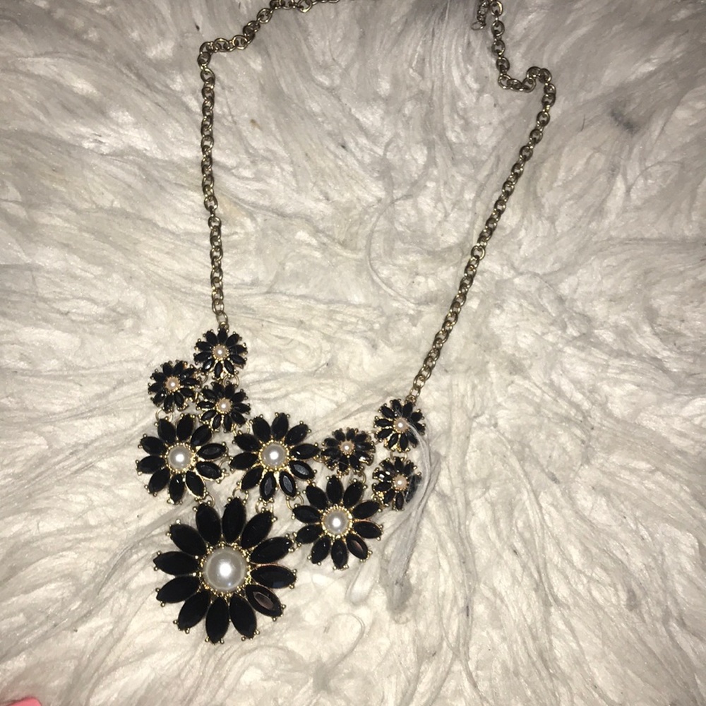 Black Flower Bubble Necklace